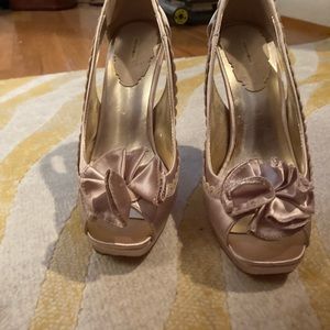 Champagne Tan Satin Cut Out Pumps